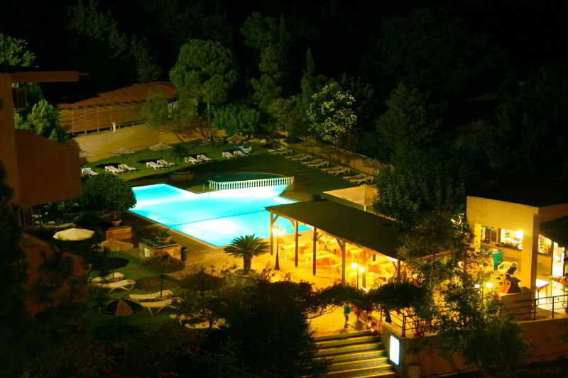 Achousa Hotel ファリラキ エクステリア 写真